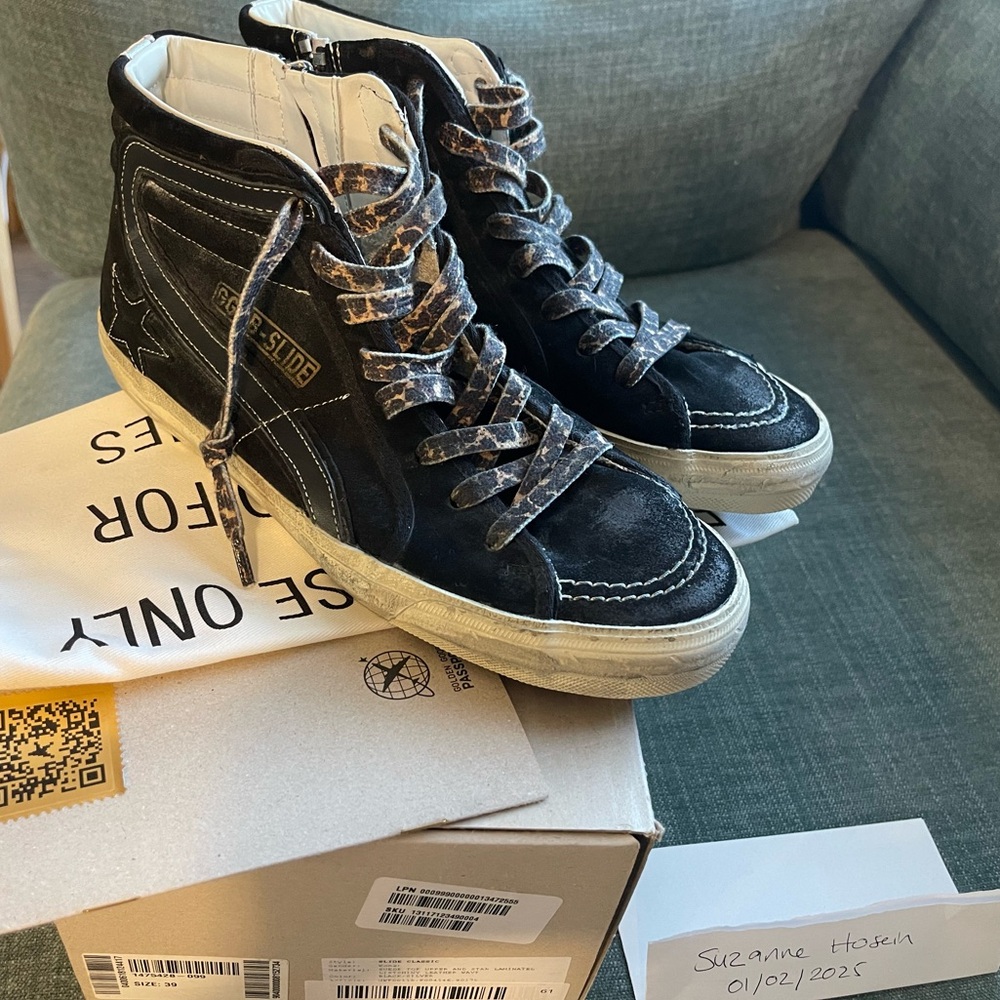 Golden Goose. Slides. 39. BNIB.